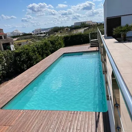 Des Bot Villa *